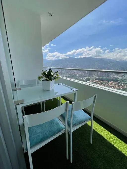 Penhouse To Enjoy The View Of The City! Itagui 0*,  Colombia